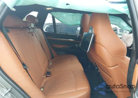 2017 BMW X5 M из США, поврежденный, VIN 5YMKT6C36H0U39313